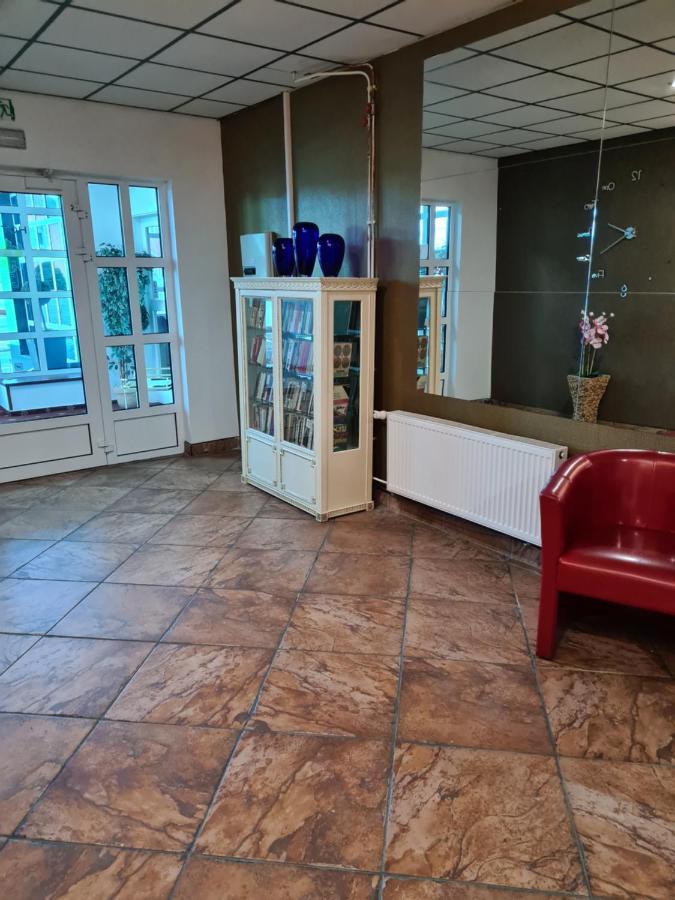 Hotel Montenegro Bruntál Екстериор снимка